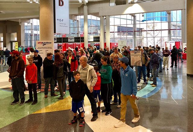 Doors are open for the last day of the #DFWAutoShow! Vern Fiddler will be here from 12-1, all of the Ride and Drives are open, and there’s a ton of activities at the show! Come on down! #autoshow #auto #cars
