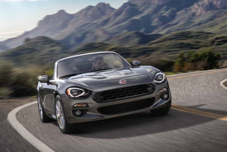 Fiat has upgraded from what you've known before... #Fiat #DFWAutoShow #Dallas #Cars #FiatSpider https://t.co/wstaX7mCjn