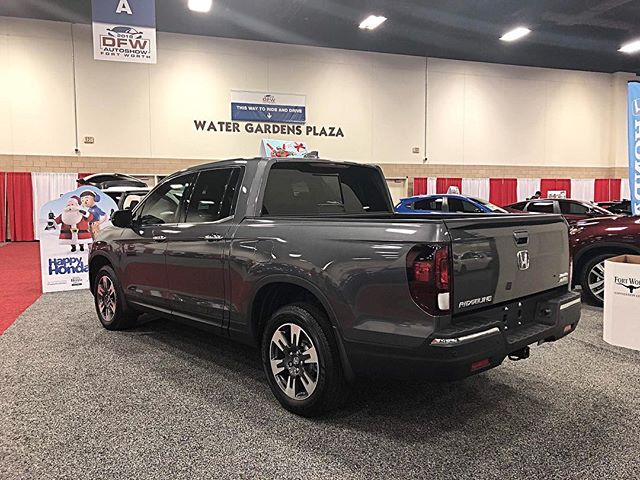 Just across from the Water Gardens is this gorgeous Ridgeline! Don’t miss it at the #ftworthautoshow! #honda #ridgeline #truck #auto #autoshow #fortworth