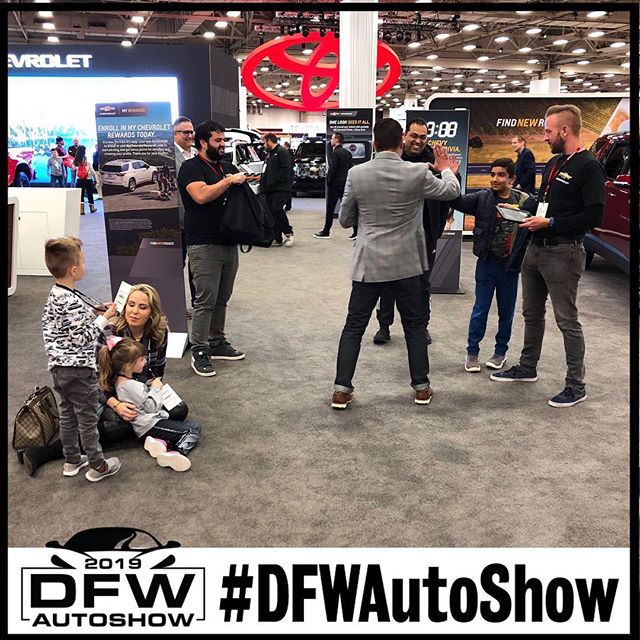Think you know a lot about cars?🤓 Swing by Chevrolet at the #dfwautoshow and test your knowledge by playing heads-up! #dallas #autoshow #chevrolet #weekendfun