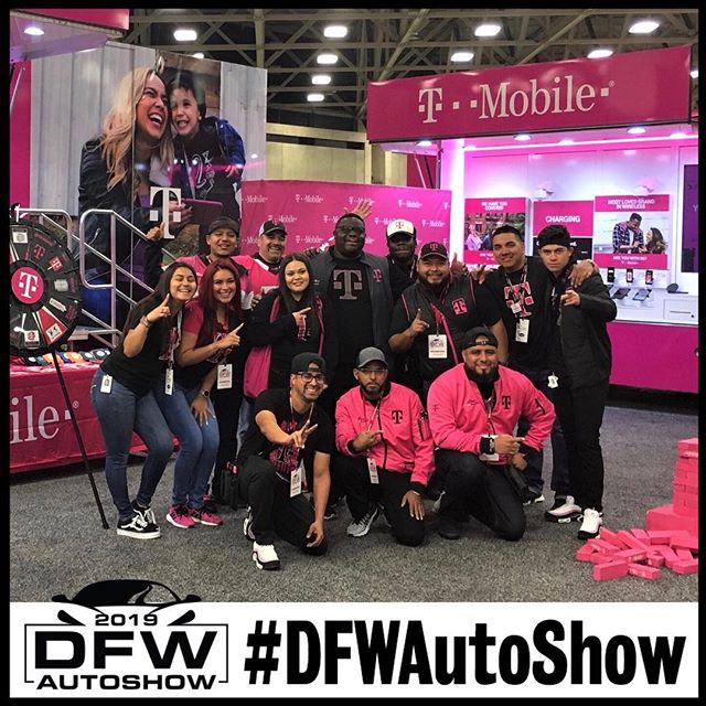 Pink’s not the only thing that’s “hot” at the T-Mobile exhibit. Come see this enthusiastic bunch and join the party! #dfwautoshow #tmobile #dallas #autoshow #danceparty