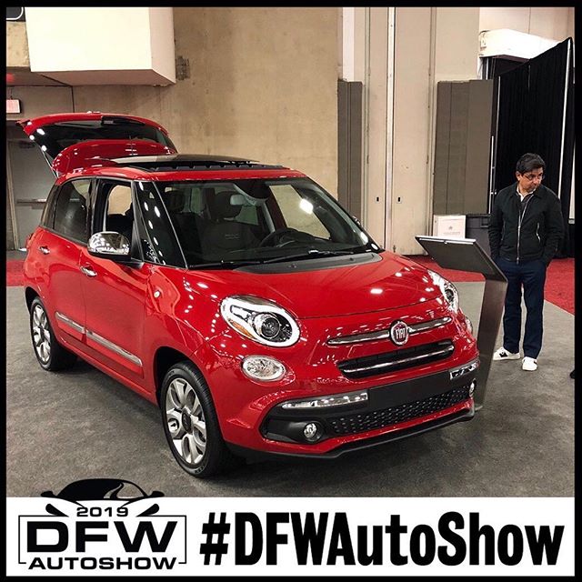 What do you think @fiat? Could we make a quick getaway?😜 #fiat #dfwautoshow #dallas #autoshow #weekendfun