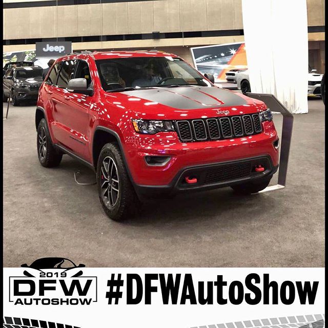 Did you know that we have a snapchat filter? Make sure you use it when taking pics at the #dfwautoshow! @jeep #dallas #autoshow #jeep #snapchat👻
